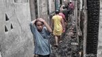 Tangis Pilu Korban Kebakaran Tomang
