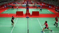 Para atlet bulu tangkis putri nampak berlatih menjelang turnamen Indonesia Master 2019.
