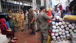Pemkot Jakpus Tinjau Tanah Abang Pasca Ricuh PKL vs Satpol PP