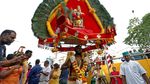 Melihat Lebih Dekat Ritual Penebusan Dosa Khas Suku Tamil