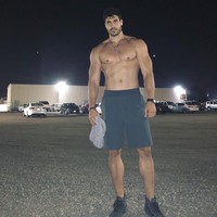 Seperti dikutip dari Monagiza, Danny Jones mengatakan kalau sejak kecil gaya hidupnya memang sudah aktif. Ia hobi main basket dan bergabung dalam tim atletik. Maka tidak heran jika kini tubuhnya sangat atletis. Foto: Instagram@dannyjonesfitness