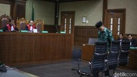 Amin Santono menjalani sidang tuntutan di Pengadilan Tipikor, Jakarta, Senin (21/1/2019).