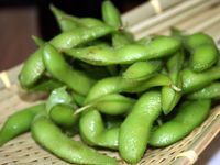Doyan Ngemil Tapi Takut Gemuk? 7 Makanan Ini Bisa Jadi Solusinya