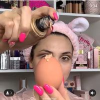 Kreatif! Ibu Ini Jadikan Telur Rebus Sebagai Pengganti 'Beauty Blender'