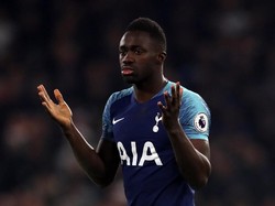 Tottenham Hotspur memecahkan rekor transfer mereka ketika mendatangkan Davinson Sanchez dari Ajax pada 2017 senilai 36,6 juta pound. Foto: Catherine Ivill/Getty Images