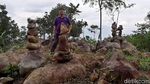 Penampakan Batu Bersusun yang Bikin Geger di Garut