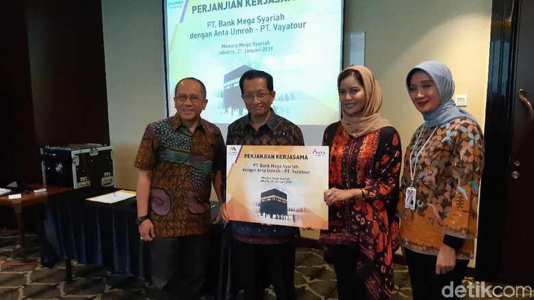 Foto: Anta Umroh melakukan MoU dengan Bank Mega Syariah (Masaul/detikTravel) Foto: Anta Umroh melakukan MoU dengan Bank Mega Syariah (Masaul/detikTravel)