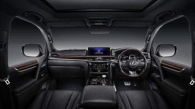 Tawaran Baru SUV Paling Bongsor Lexus Indonesia