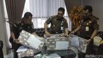 Jebret! Penampakan Uang Segunung Rp 4,6 M yang Dibalikin Koruptor