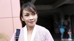 Resmi Cerai, Melanie Putria Tersenyum Bahagia