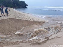 Ngeri, Ibu-Anak Terseret Rip Current di Pantai Sundak Gunungkidul