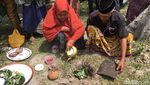 Foto: Ritual Memberi Makan Laut di Polewali Mandar
