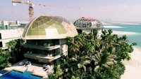 Jantung Eropa memang masih tahap pembangunan. Konstruksi The World dimulai pada tahun 2003, terdiri dari 300 pulau buatan yang membentuk peta dunia (CNN Travel)