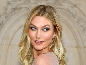 5 Seleb Hollywood Ini Ternyata Jago Ngoding, Siapa yang Mau Berguru?