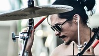 Drummer Razorback, Brian Velasco bunuh diri dengan melompat dari gedung tinggi saat live facebook. Dok. Facebook/ Brian Velasco