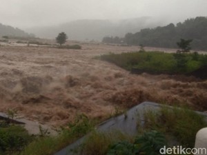 Sungai Meluap, Ribuan Rumah di Gowa Sulsel Terendam Banjir