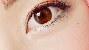 Bola mata hingga bulu mata yang dibuat sangat detail dan nyata. (Foto: Instagram/imma.gram)