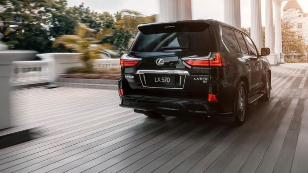 Lexus LX 570