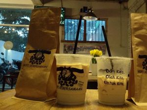 Nggak Cuma Jualan, Kedai Ini Berikan Milenial Modal Bisnis Kopi