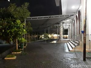 Keluarga di Ngruki Masih Yakin Baasyir Akan Bebas Rabu Besok