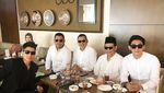 Keseruan Ifan Seventeen Ngopi di Pontianak hingga Makan Pakai Alas Daun