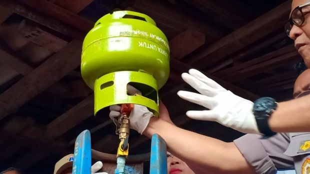 Polda Metro Tangkap Komplotan Pengoplos Gas Elpiji 3 Kg