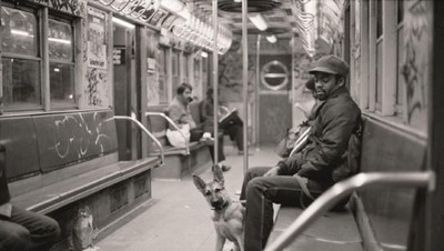 Penampakan Kereta Bawah Tanah New York Era 80-an