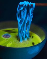 Keren! Resto Ramen <i>Glow-In-The-Dark</i> Ini Jadi yang Pertama di Dunia