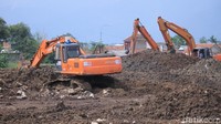 Foto: Wisma PutraSelain mengatasi permasalahan banjir di Kamasan Banjaran, pembangunan Floodway Cisangkuy ini diklaim menjadi solusi untuk permasalah banjir di wilayah Baleendah dan Dayeuhkolot.