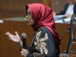Eni Saragih Jalani Sidang Tuntutan Kasus Suap Proyek PLTU Riau-1