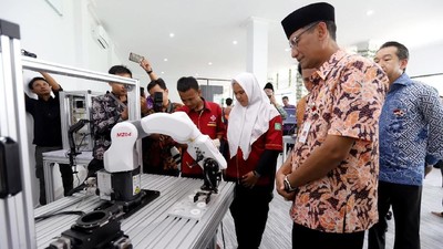 Perbanyak Ahli Pengelasan Lewat Pendidikan Vokasi