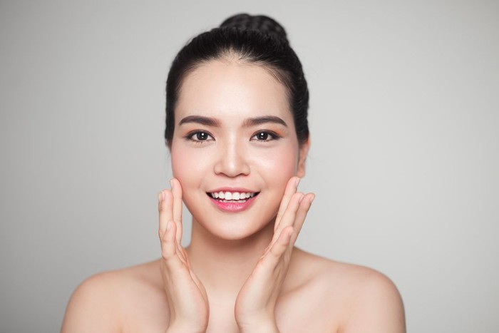 Ilustrasi Wajah Glowing Ilustrasi Wajah Glowing