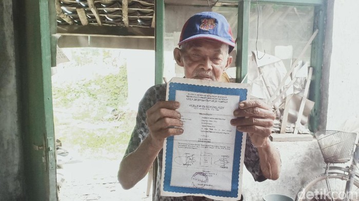 Kakek Sadikun yang Huni Rumah Reyot Ternyata Seniman Legendaris