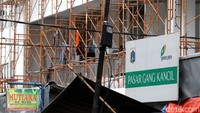 Di lain pihak, Direktur Utama Perumda Pasar Jaya Arief Nasrudin mengatakan meski persoalan lahan masih terus berlanjut, pihak Pasar Jaya akan tetap merevitalisasi Pasar Gang Kancil.