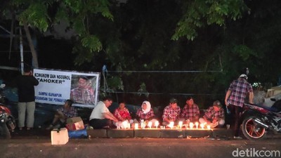 Potret Kesetiaan Ahoker Menanti Ahok Bebas