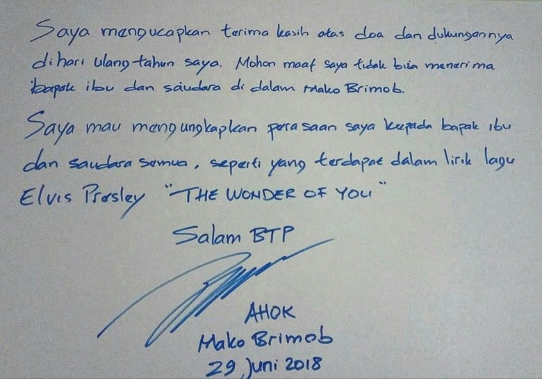 Sederet Surat yang Ditulis Ahok dari Balik Penjara Sederet Surat yang Ditulis Ahok dari Balik Penjara