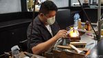 Foto Pembuatan Perhiasan Cantik di Thailand