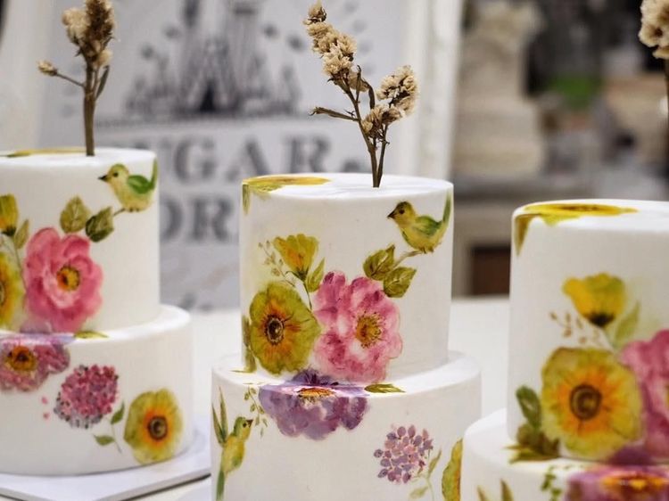 Seperti Karya Seni, Cake Lukis Buatan Baker Indonesia Ini Tampil Memukau