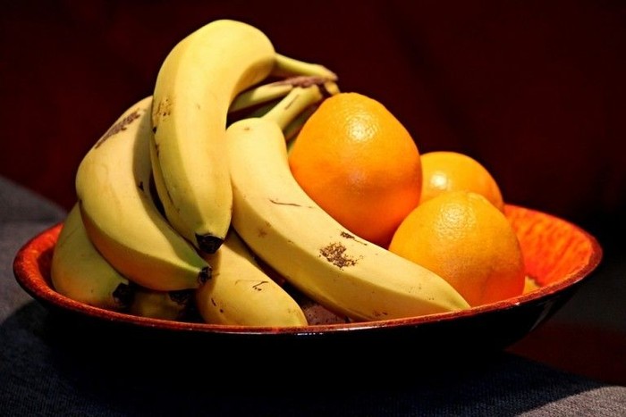 Lumpuh karena kebanyakan makan pisang dan jeruk