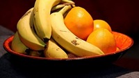 Sarapan Pisang atau Jeruk? Ini Perbedaan Efek Energinya di Tubuh