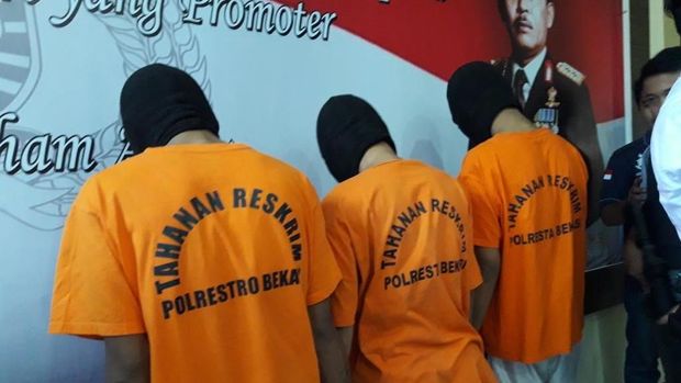 Geng Wardu ini beranggotakan delapan orang.