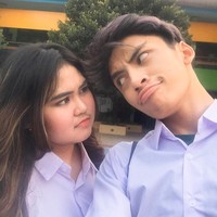 Pasangan Rakry dan Indy juga disebut banyak netizen sebagai relationship goals karena kebersamaan dan kemesraan mereka yang membuat netizen baper. Foto: Instagram @rakryanmahatmaa