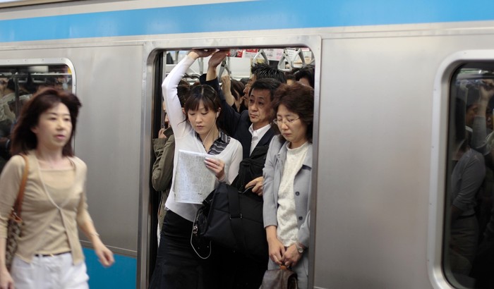Tokyo Tawarkan Makanan Gratis Bagi Penumpang Kereta yang Naik Lebih Awal 