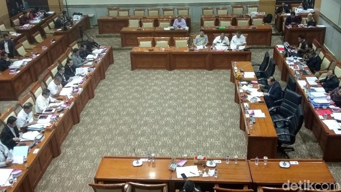 Menkum Bahas RUU Perjanjian Timbal Balik RI-UEA di DPR