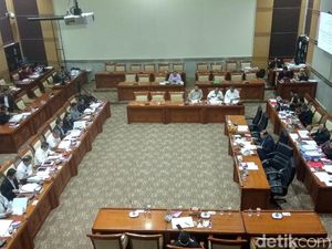 Menkum Bahas RUU Perjanjian Timbal Balik RI-UEA di DPR
