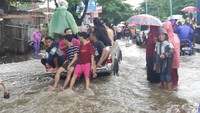 Di Kecamatan Pallangga, total penduduk yang mengungsi berjumlah 943 orang. Data ini belum mencakup pengungsi di Kabupaten Gowa, Maros, Jeneponto dan sekitarnya.