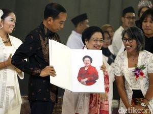The Brave Lady untuk Jokowi-JK di Ultah Megawati