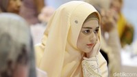 Penonton dibuat geram dengan sosok Karin yang diperankan Cut Meyriska. Foto: Palevi S/detikFoto
