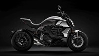 Generasi kedua Ducati Diavel ini pun diklaim menjadi yang terbaik dari model Diavel yang pernah diperkenalkan. Dengan sebutan more assertive and higher performance. Foto: Pool (autoevolution)