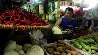 Namun, proses revitalisasi pasar itu terkendala karena adanya sengketa lahan antara Perum Jaya dan seseorang yang mengaku memiliki Sertifikat Hak Guna Bangunan (HGB) lahan pasar tersebut.